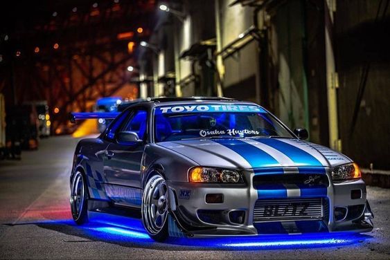 Nissan merancang GT-R R34 dengan fokus pada performa aerodinamis dan teknologi