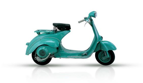 Vespa 125 U, yang diluncurkan pada tahun 1953, adalah salah satu model penting dalam sejarah panjang Vespa dan dunia skuter